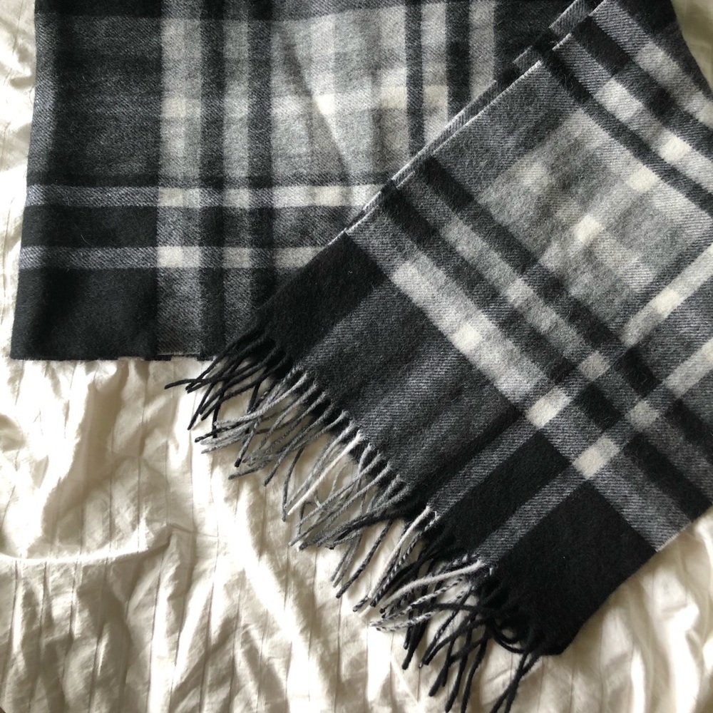 Monoprix homme 100% wool scarf black/grey plaid